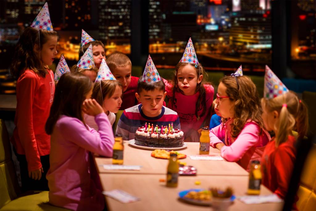 Birthday Plans? Here’s Why a Paint Party Hits the High Note